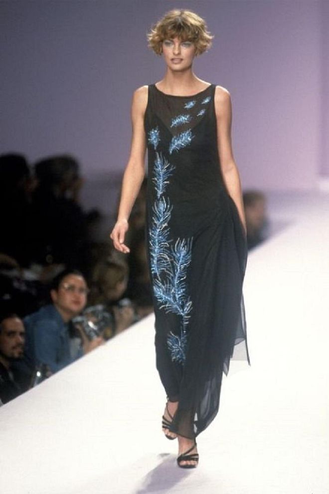 Anna Sui RTW Spring/Summer 1997 fashion show. Photo: Getty 