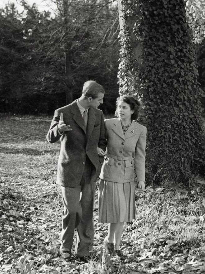Then-Princess Elizabeth and husband Prince Philip walk on their honeymoon in November 1947.
Photo: Royal Collection via Tim Graham Royal Photos/Getty Images