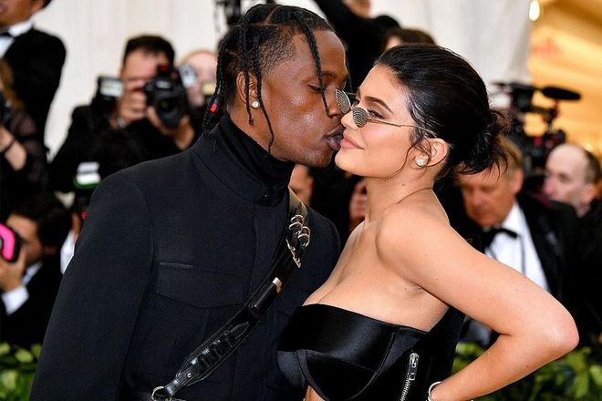 Kylie Jenner and Travis Scott made their red carpet debut as an official couple at the 2018 Met Gala. The new parents of Stormi Webster shared a few kisses while posing for photos. Photo: Getty