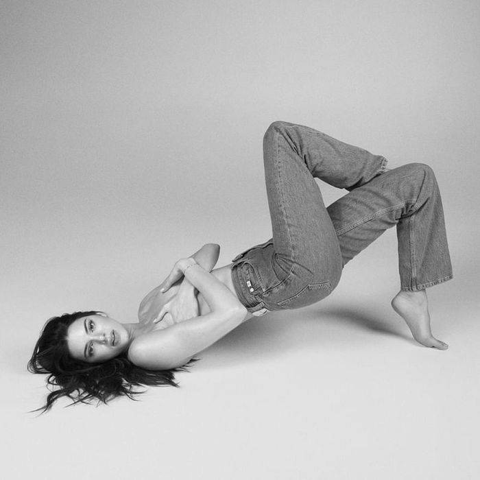 Kendall Jenner Stars In Her Sexiest And Most Intimate Calvin Klein Campaign Yet Harpers 
