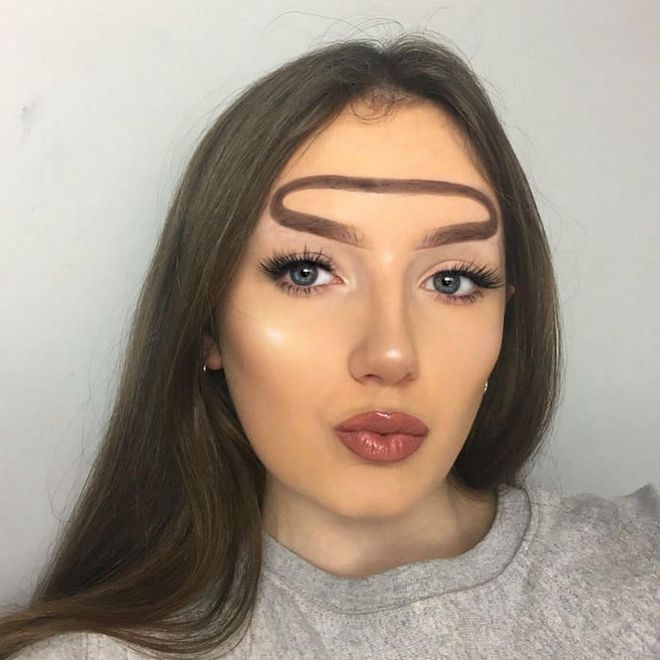16-year-old Hanna Lyne took the saying “go with the flow” to an extreme when she created halo brows. In an interview with POPSUGAR she confessed that she was “influenced by fishtail brows” and that it “inspired the idea of just carrying the brow on until it met in the middle” to create these “halo” brows. Dear Hannah, some things are best left alone…like the natural shape of eyebrows.  