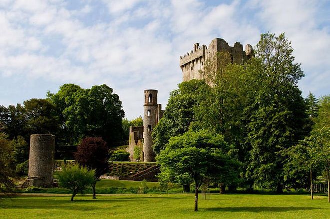 Perhaps the most famous off all good luck destinations, Blarney Castle is, of course, home to the Blarney Stone, an iconic rock set into the castle's battlements. Stories of the stone's origins are plentiful—some say it's made from the same materials as Stone Henge, others link it to the Stone of Scone which was used for centuries in the coronations of English and Scottish monarchs, but by far it biggest claim to fame is the legend that placing a kiss on the Blarney Stone will endow those lips with eloquence and good fortune in matters of persuasion.
Photo: Getty