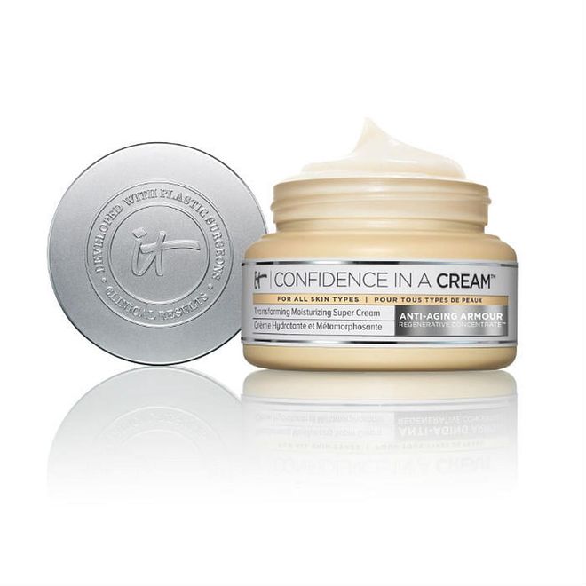 This anti-aging cream revitalises the skin and provides intense hydration. Active ingredients like collagen, peptides and hyaluronic acid fill in fine lines and improve skin's texture. (Photo: IT Cosmetics)