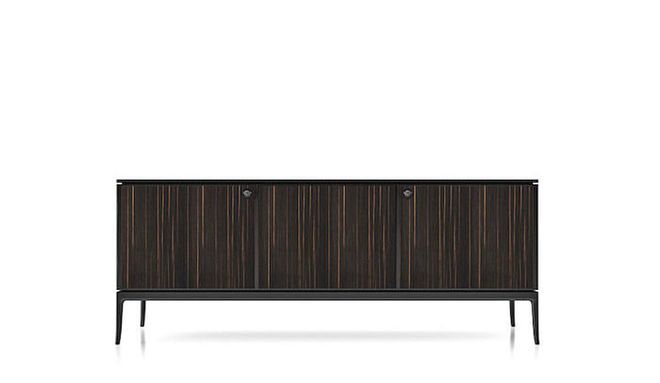 Stiletto is also available in the sideboard format. (Photo: Versace)