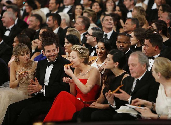 This was when Ellen Degeneres ordered pizza for the whole audience while hosting the Academy Awards in 2014. Some laughed and posed for pics. Jennifer Lawrence dug in.
Photo: Getty