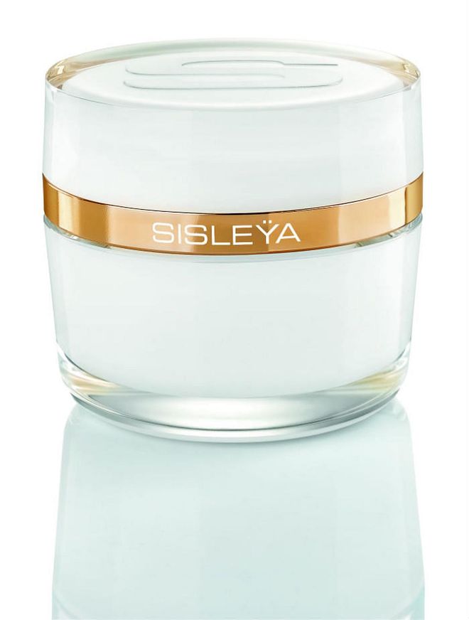 Lindera extract , Persian Acacia extract, and a yeast and soy protein complex infused in this cream regulates cell metabolism, energises the skin cells to protect and repair them, and protects the integrity of the skin cell's DNA. All this results in invigorated skin that appears vibrant with a youthful vigour. (Photo: Sisley)