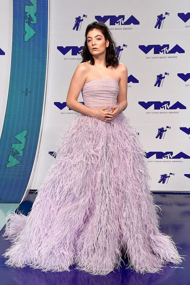 The singer channeled her inner princess in a lavender Monique Lhuillier gown.