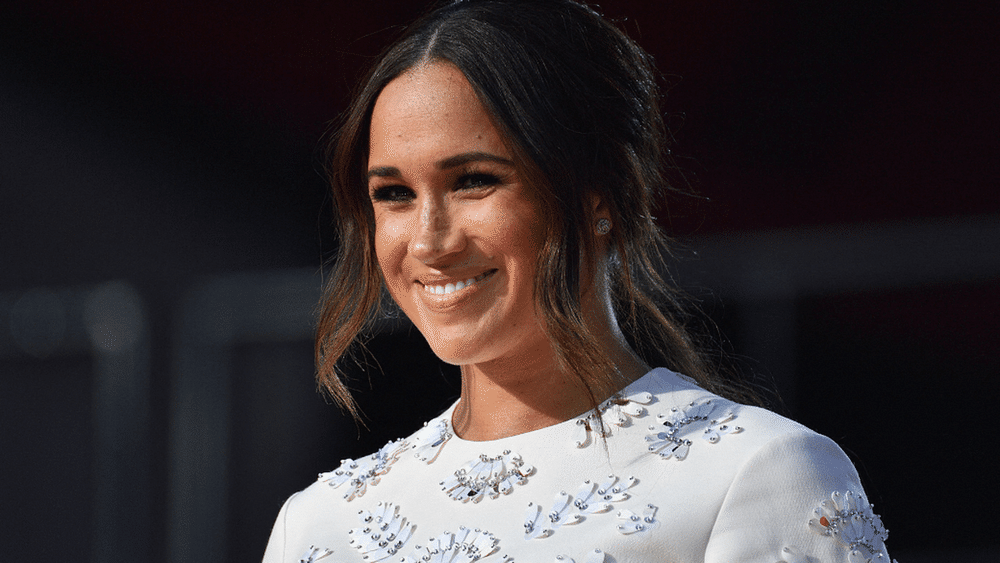 Meghan Markle Wears One Of Her Signature Looks For A Special Reading Of 'The Bench'