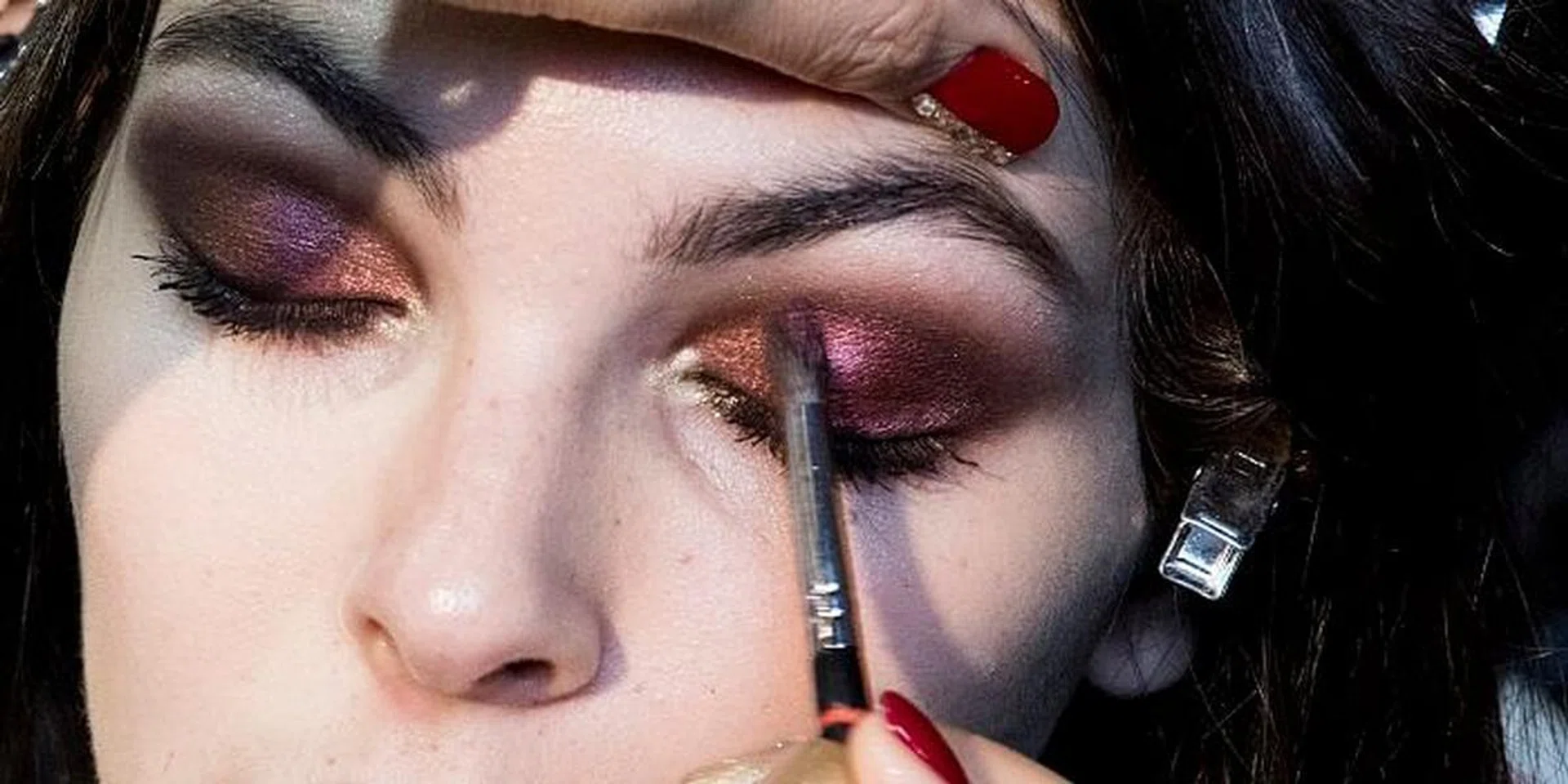 How To Wear Jewel Tone Eyeshadows Like These Celebs Harper's Bazaar