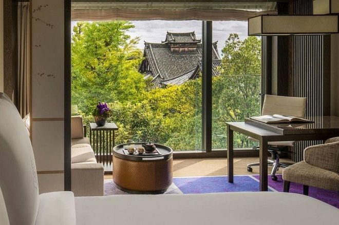 Most rooms at the year-old Four Seasons Kyoto require an impossible choice: a view overlooking an 800-year-old pond garden through floor-to-ceiling windows, or tree-lined vistas of Kyoto’s 12th-century Myoho-in Temple. Fortunately, a handful of them—including the Executive Suite—offer both. Photo: Four Seasons