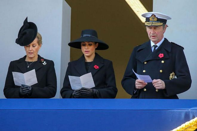 The royals sing a hymn during the Remembrance Sunday memorial service.

Photo: Getty