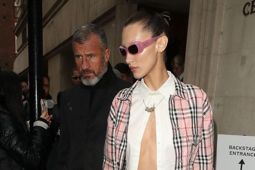bella hadid pink burberry feature