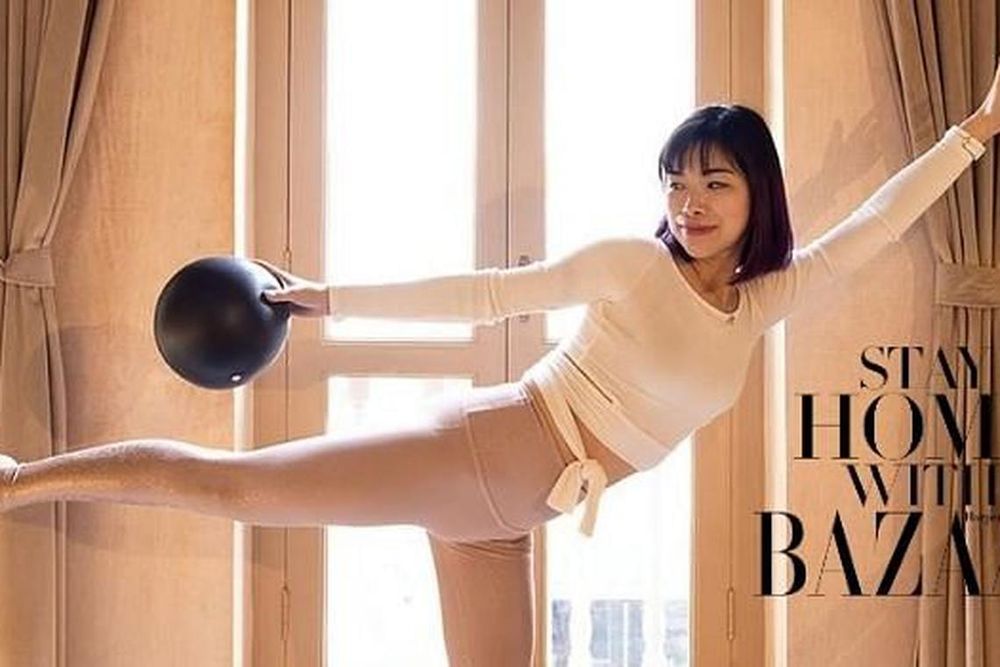 Stay Home With BAZAAR_ Lower Body Barre Workout with Esther Lam