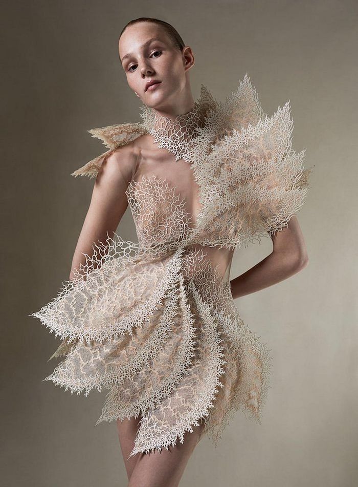 Review of Iris Van Herpen's Haute Couture Autumn Winter 2021/2022