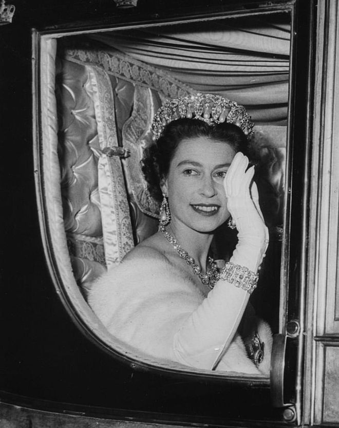 Her Majesty posed in a diamond tiara and jewels while visiting Copenhagen in 1957. Photo: Getty 