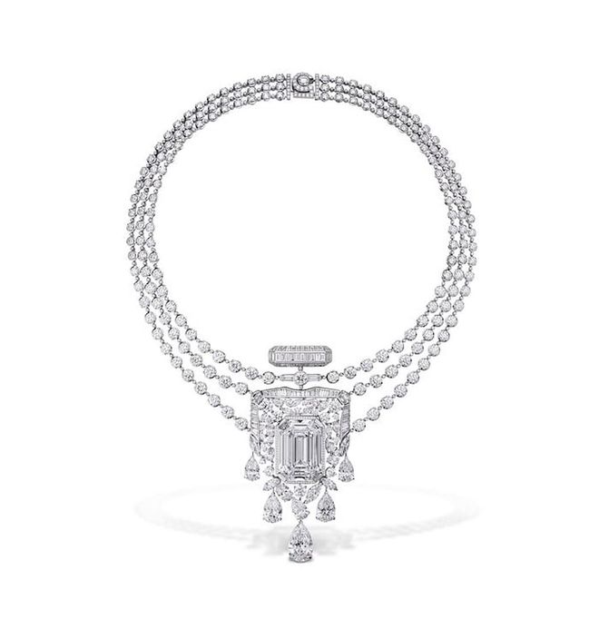 Chanel’s Latest High Jewellery Collection Takes Inspiration From The 100-Year-Old N°5 Perfume