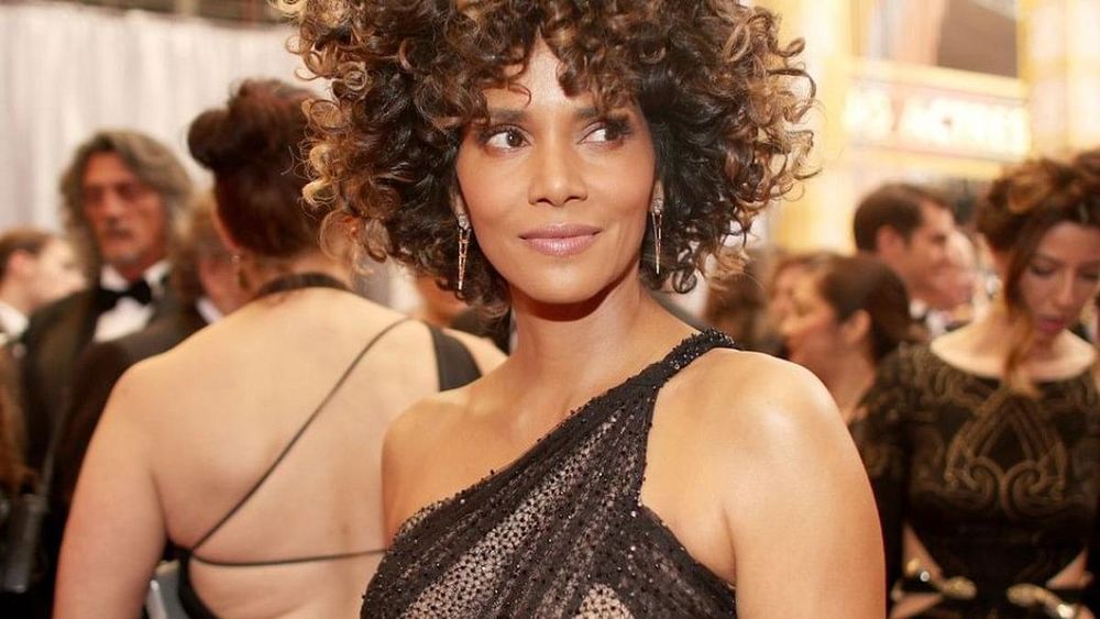 Halle Berry 89th Annual Academy Awards