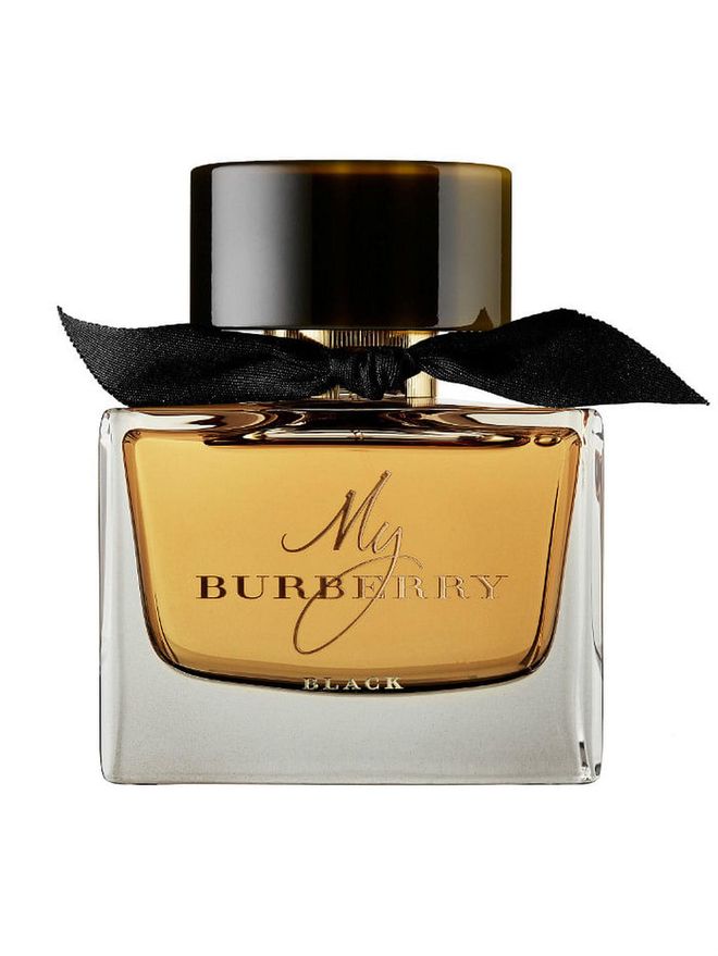 Inspired by English gardens, each of the My Burberry fragrances depicts a specific scent of the quintessential scene. The most intense of the range, My Burberry Black EDP fuses jasmine, peach nectar, rose and patchouli for sweet and captivating finish. 