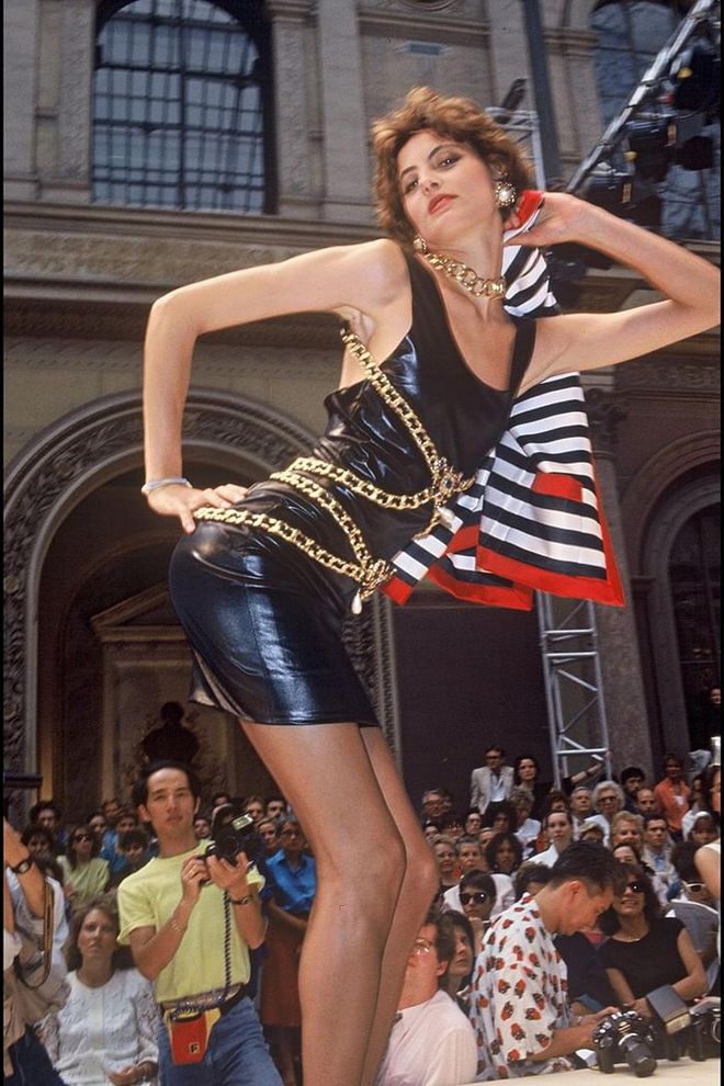 Ines De La Fressange in Chanel Haute Couture 1986-1987 Fall/Winter collection. Photo: Getty 