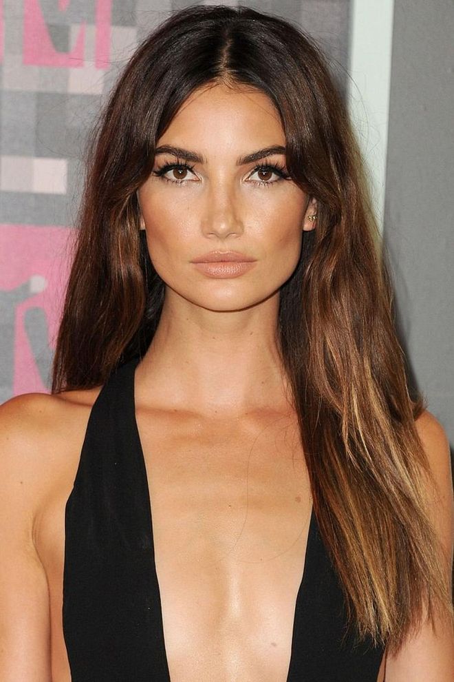 Lily Aldridge switches it up with beachy ombre ends. Photo: Getty 