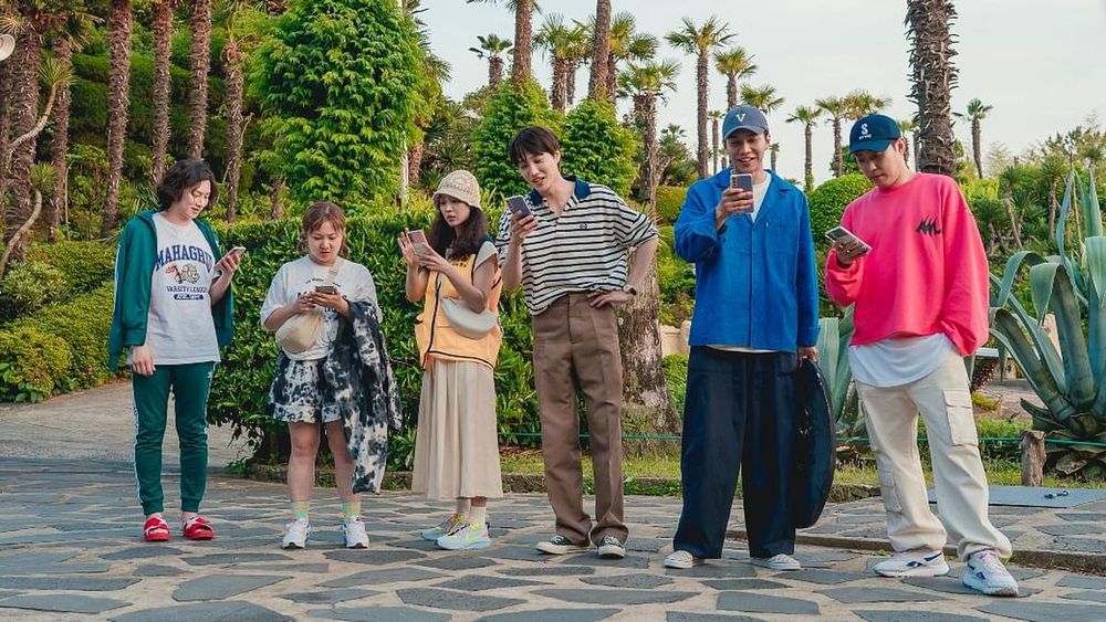 What You Need To Know About Netflix's New K-Variety Show 'New World'